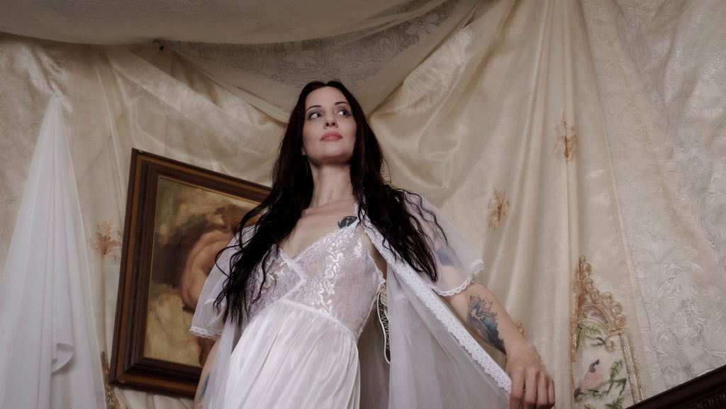 1980's Snowy White Nightgown