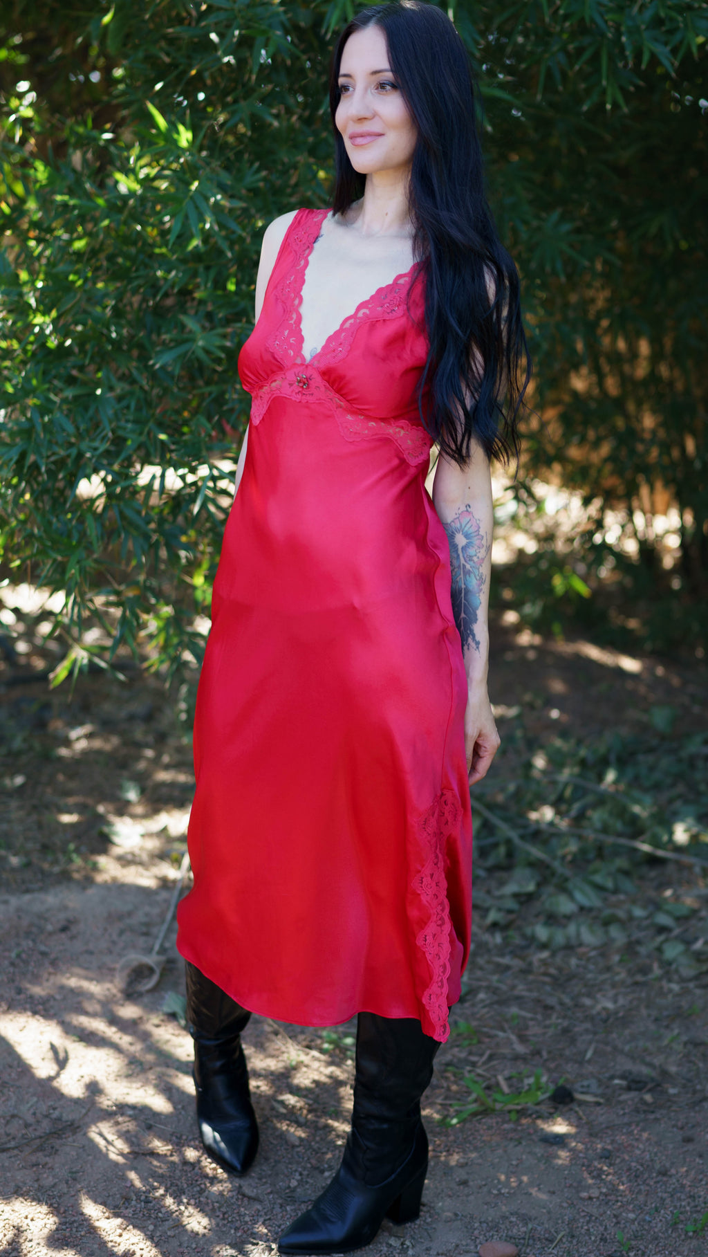 1990's Rose Lace Midi Length Nightgown