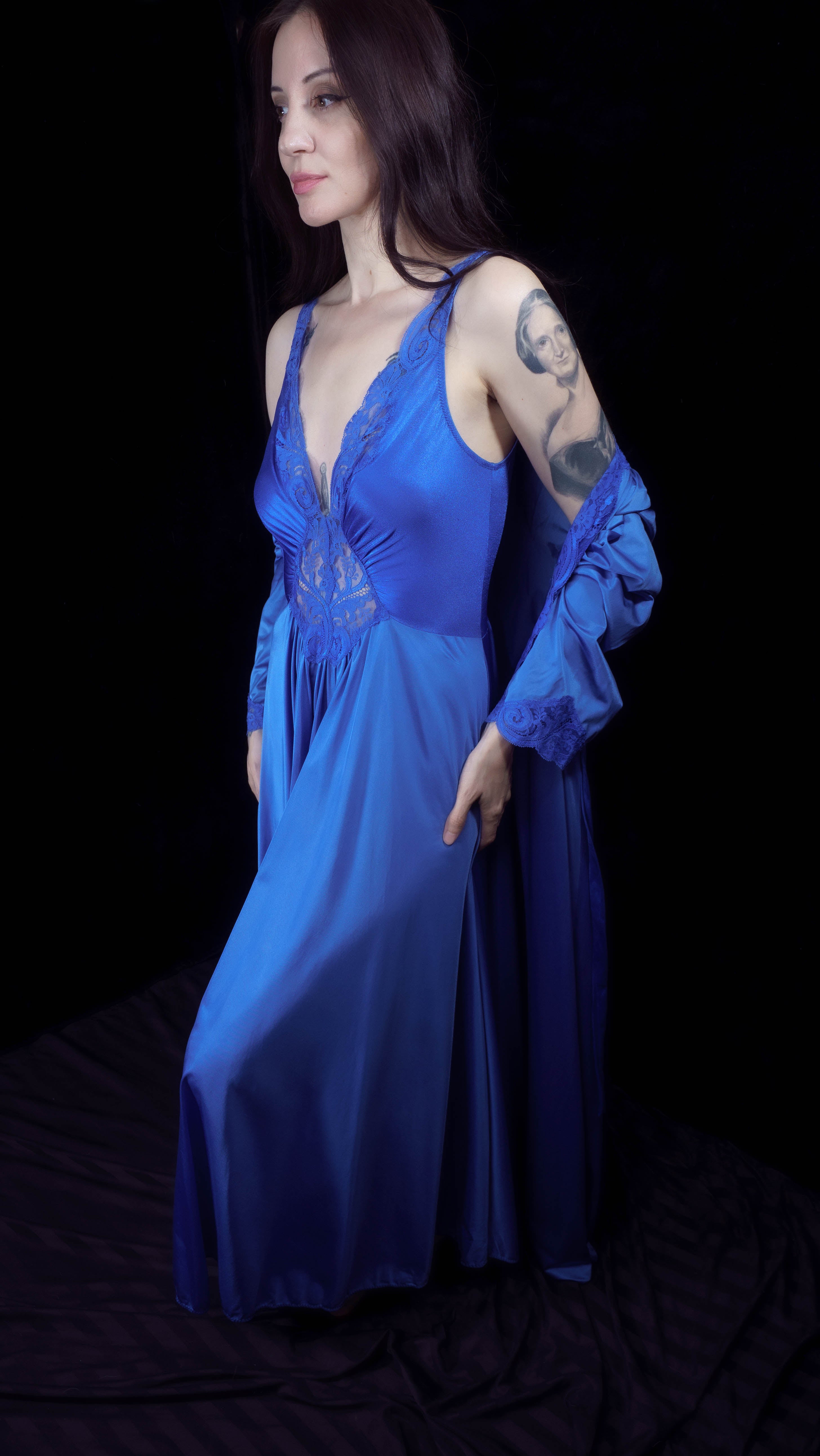 1980's Olga Dusky Blue Nightgown & Robe Set