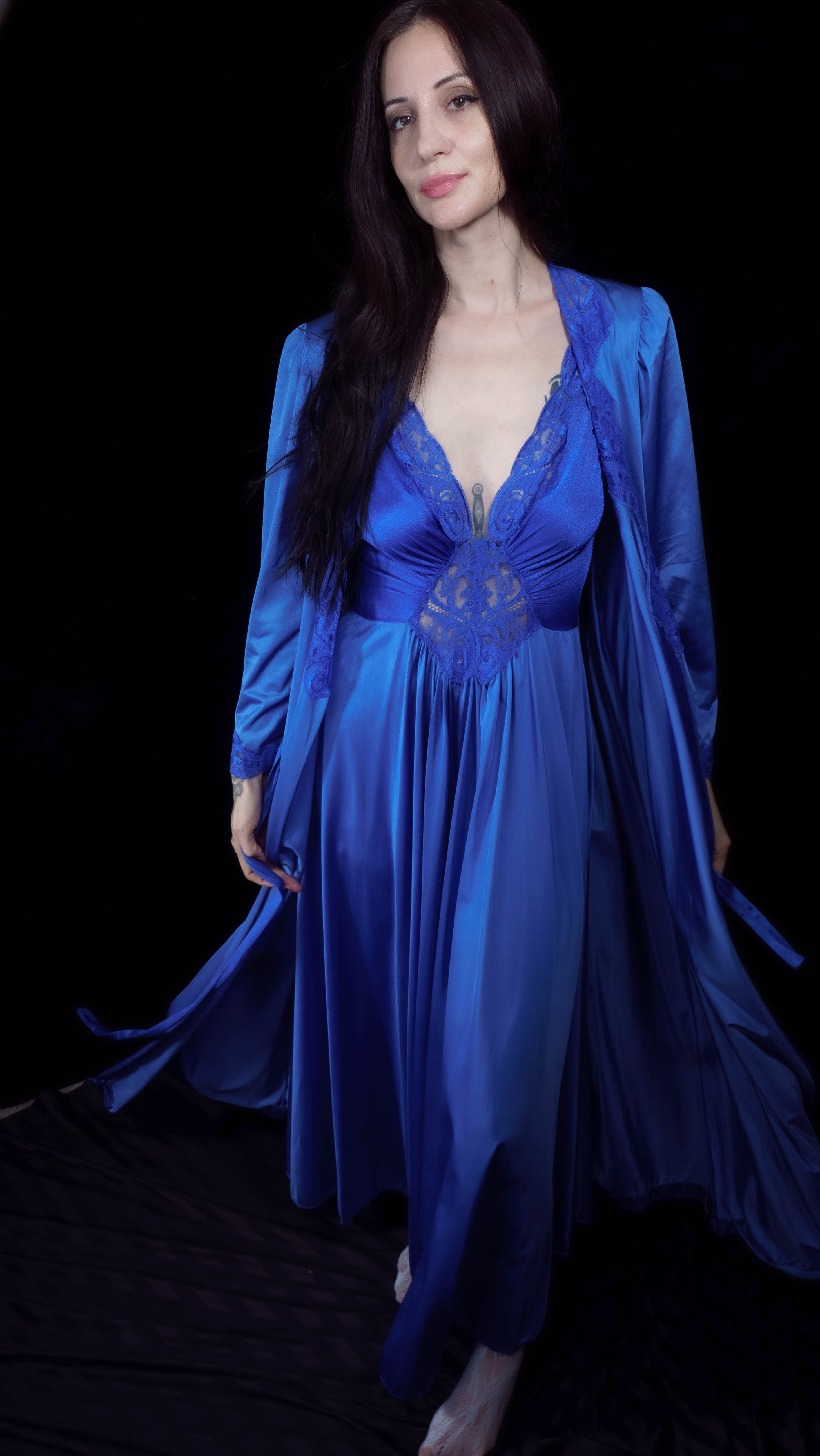 1980's Olga Dusky Blue Nightgown & Robe Set