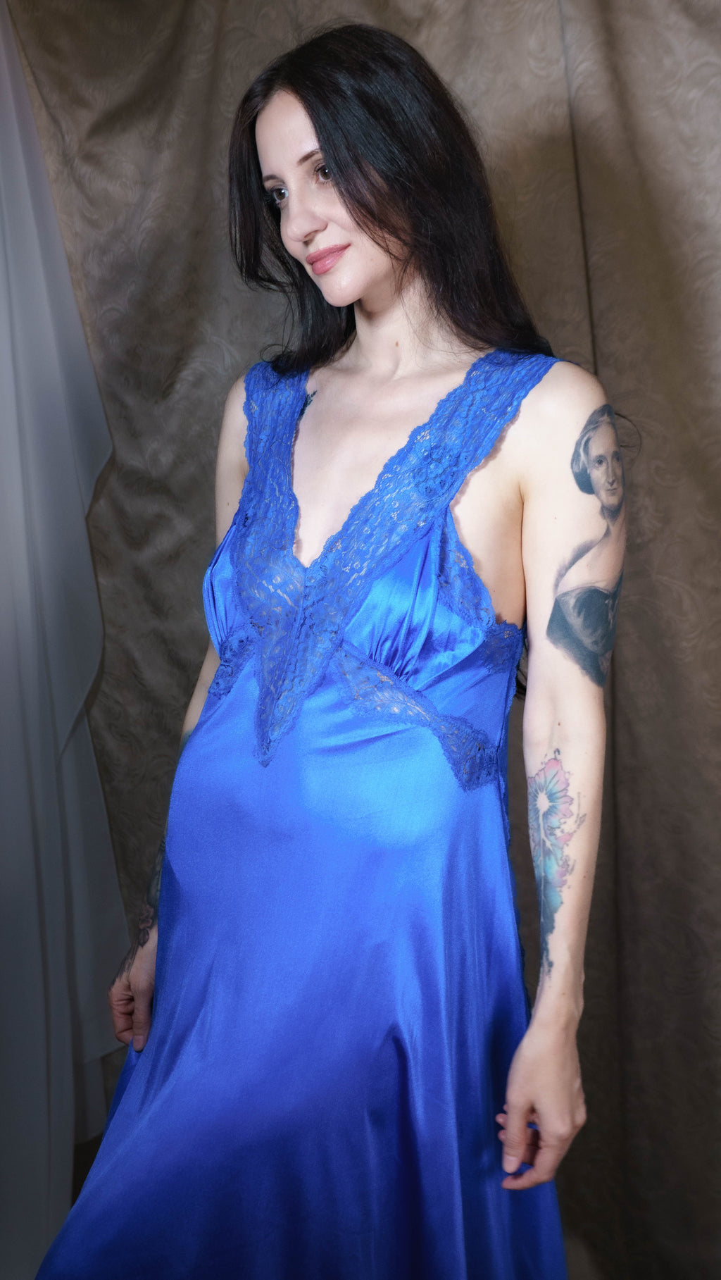 Royal Blue V Lace Vintage Nightgown